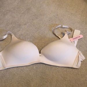 New Vanecia padded bra Sz 40 B